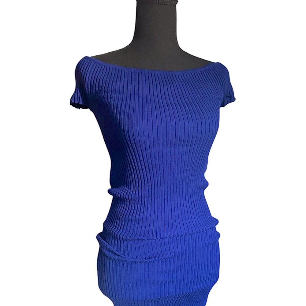 5/25$ ✨ Off-the-Shoulder Blue Ribbed Dress - Picture 6 of 8